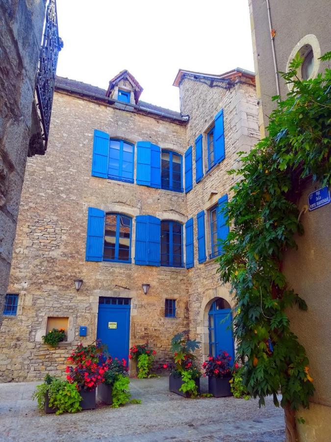 Gite La Maison Des Pelerins Villeneuve-d'Aveyron Luaran gambar